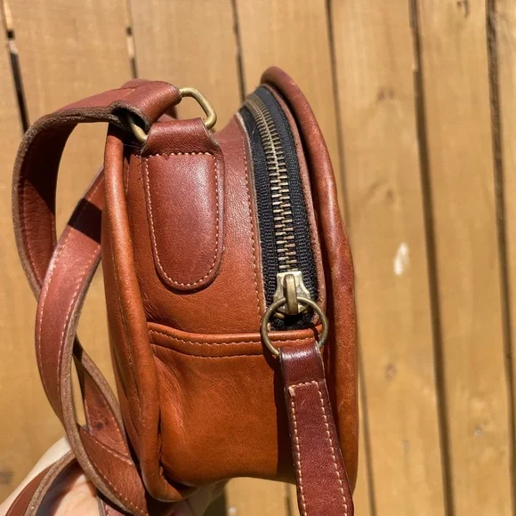 Vintage Coach Chester Style 9901 - Picture 4 of 14